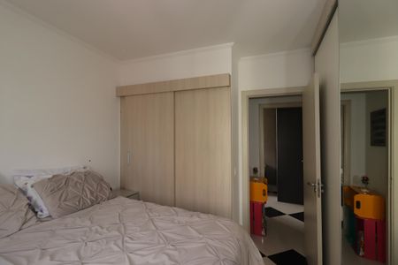 Apartamento à venda com 83m², 3 quartos e 2 vagasSuíte