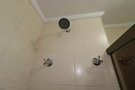 Apartamento à venda com 83m², 3 quartos e 2 vagasBanheiro Social - Chuveiro