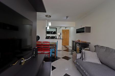 Apartamento à venda com 83m², 3 quartos e 2 vagasSala