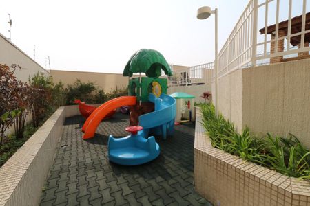 Apartamento à venda com 83m², 3 quartos e 2 vagasÁrea Comum - Playground