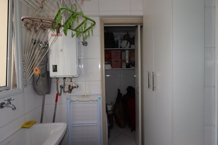 Apartamento à venda com 83m², 3 quartos e 2 vagasÁrea de Serviço