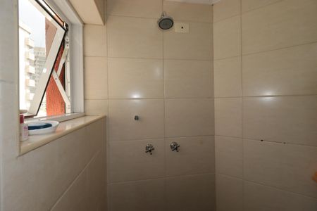 Apartamento à venda com 83m², 3 quartos e 2 vagasBanheiro da Suíte - Box