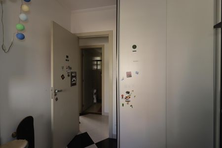 Apartamento à venda com 83m², 3 quartos e 2 vagasQuarto 1