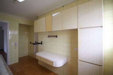 Apartamento para alugar com 87m², 2 quartos e 2 vagasCozinha