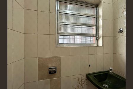 Casa para alugar com 400m², 4 quartos e 3 vagas Casa para alugar com 400m², 4 quartos e 3 vagasBanheiro de serviço