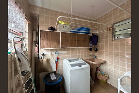 Casa para alugar com 400m², 4 quartos e 3 vagas Casa para alugar com 400m², 4 quartos e 3 vagasÁrea de Serviço