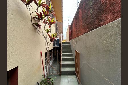 Casa para alugar com 400m², 4 quartos e 3 vagas Casa para alugar com 400m², 4 quartos e 3 vagasCorredor externo