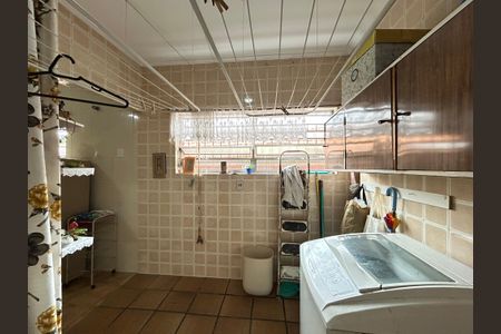 Casa para alugar com 400m², 4 quartos e 3 vagas Casa para alugar com 400m², 4 quartos e 3 vagasÁrea de Serviço