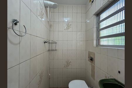 Casa para alugar com 400m², 4 quartos e 3 vagas Casa para alugar com 400m², 4 quartos e 3 vagasBanheiro de serviço