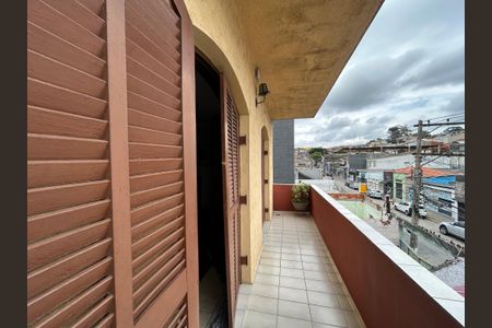 Casa para alugar com 400m², 4 quartos e 3 vagas Casa para alugar com 400m², 4 quartos e 3 vagasVaranda da Sala