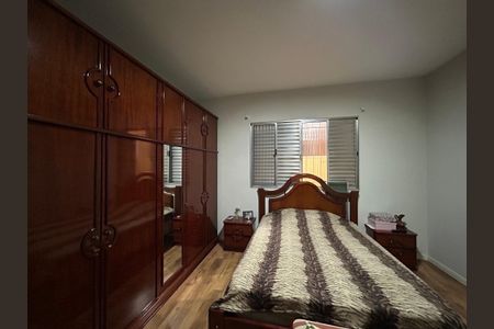 Casa para alugar com 400m², 4 quartos e 3 vagas Casa para alugar com 400m², 4 quartos e 3 vagasSuíte