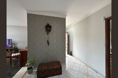 Casa para alugar com 400m², 4 quartos e 3 vagas Casa para alugar com 400m², 4 quartos e 3 vagasSala de entrada