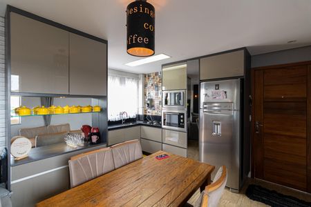 Sala e Cozinha de apartamento à venda com 2 quartos, 49m² em Cidade Líder, São Paulo