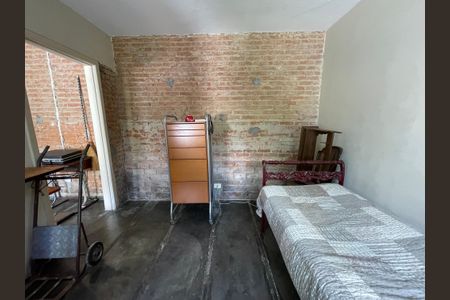 Casa à venda com 160m², 5 quartos e 5 vagas Casa à venda com 160m², 5 quartos e 5 vagasQuarto 4