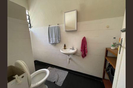 Casa à venda com 160m², 5 quartos e 5 vagas Casa à venda com 160m², 5 quartos e 5 vagasBanheiro 3