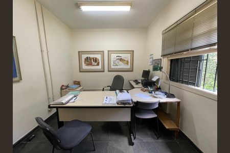 Casa à venda com 160m², 5 quartos e 5 vagas Casa à venda com 160m², 5 quartos e 5 vagasQuarto 2