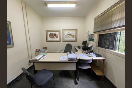 Casa à venda com 160m², 5 quartos e 5 vagas Casa à venda com 160m², 5 quartos e 5 vagasQuarto 2