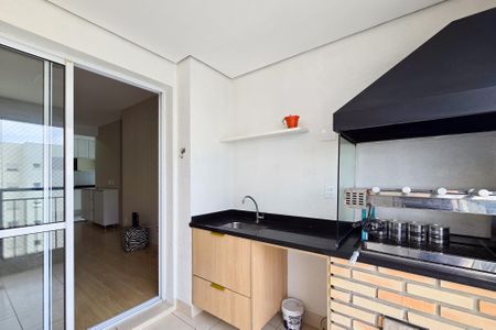 Apartamento para alugar com 70m², 2 quartos e 1 vagaSacada 