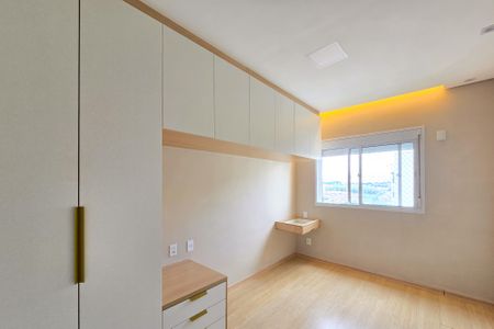Apartamento para alugar com 70m², 2 quartos e 1 vagaSuíte