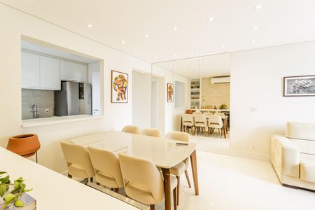 Sala de apartamento à venda com 2 quartos, 72m² em Itaim Bibi, São Paulo