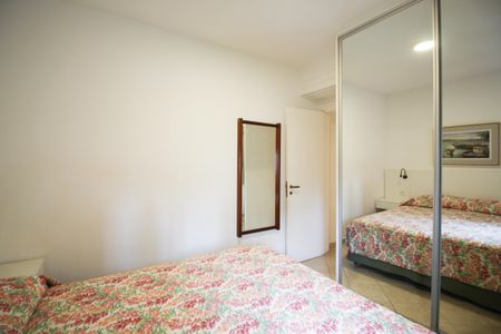 Apartamento à venda com 44m², 2 quartos e 1 vaga Apartamento à venda com 44m², 2 quartos e 1 vagaQuarto