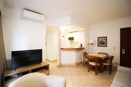 Sala de apartamento à venda com 2 quartos, 44m² em Jardim Paulistano, São Paulo