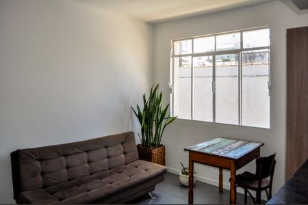 Apartamento à venda com 52m², 1 quarto e sem vagaSala 
