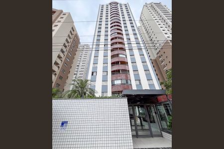Apartamento à venda com 75m², 3 quartos e 2 vagasFachada