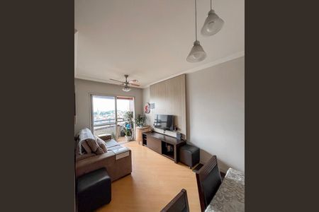 Sala de apartamento à venda com 3 quartos, 75m² em Vila Gumercindo, São Paulo