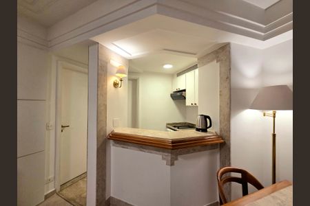 Apartamento à venda com 44m², 1 quarto e 1 vaga Apartamento à venda com 44m², 1 quarto e 1 vagaCozinha