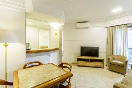 Sala de apartamento à venda com 1 quarto, 44m² em Jardim Paulistano, São Paulo