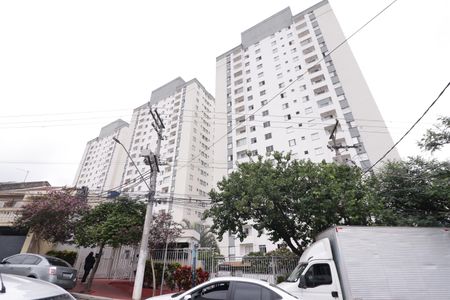 Apartamento para alugar com 50m², 2 quartos e 1 vaga Apartamento para alugar com 50m², 2 quartos e 1 vagaFachada