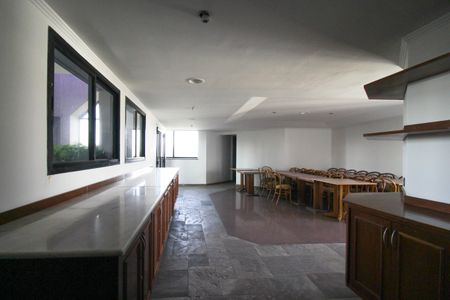 Apartamento à venda com 44m², 1 quarto e 1 vagaÁrea comum