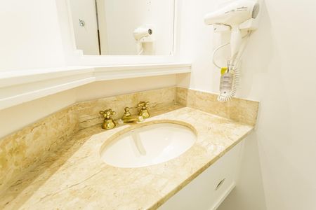 Apartamento à venda com 44m², 1 quarto e 1 vagaBanheiro