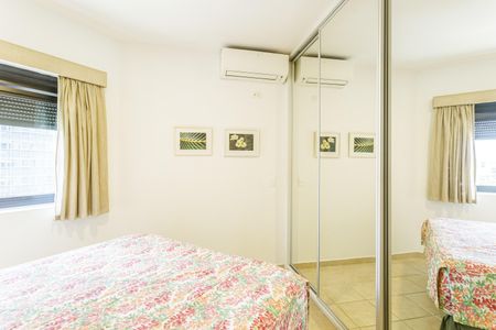 Quarto de apartamento à venda com 1 quarto, 44m² em Jardim Paulistano, São Paulo