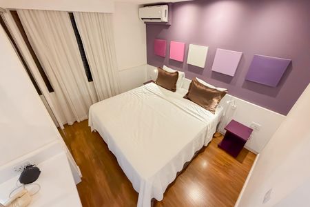 Studio à venda com 33m², 1 quarto e 1 vaga Studio à venda com 33m², 1 quarto e 1 vagaQuarto