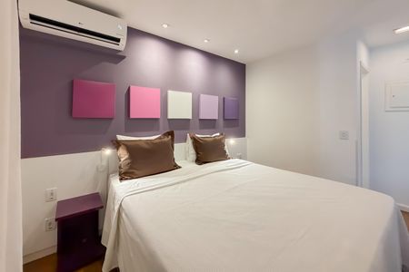 Studio à venda com 33m², 1 quarto e 1 vaga Studio à venda com 33m², 1 quarto e 1 vagaQuarto