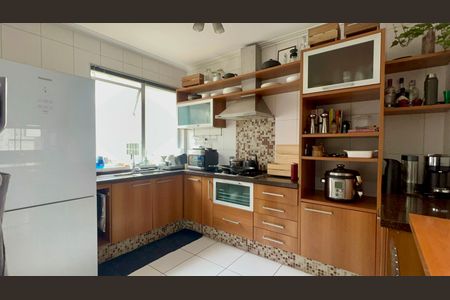 Apartamento à venda com 90m², 2 quartos e 1 vaga Apartamento à venda com 90m², 2 quartos e 1 vagaCozinha