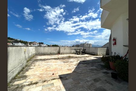 Apartamento para alugar com 200m², 4 quartos e 1 vaga Apartamento para alugar com 200m², 4 quartos e 1 vagaTerraço