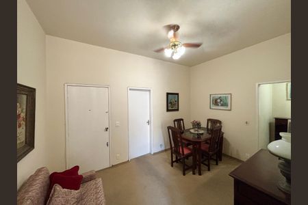 Sala de apartamento à venda com 2 quartos, 66m² em Copacabana, Rio de Janeiro