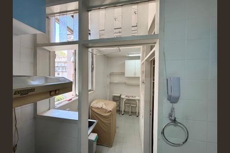 Apartamento à venda com 66m², 2 quartos e sem vaga Apartamento à venda com 66m², 2 quartos e sem vagaÁrea de serviço