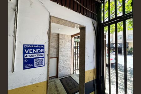 Apartamento à venda com 66m², 2 quartos e sem vaga Apartamento à venda com 66m², 2 quartos e sem vagaPlaca