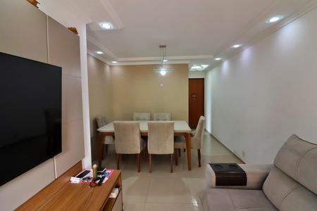 Apartamento para alugar com 74m², 3 quartos e 1 vagaSala 