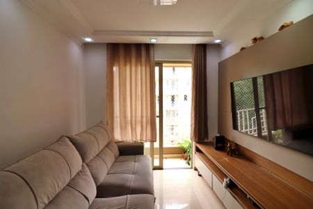 Sala  de apartamento para alugar com 3 quartos, 74m² em Baeta Neves, São Bernardo do Campo