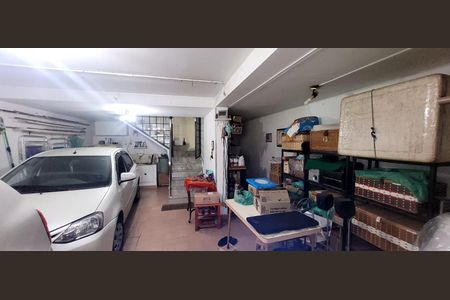 Casa à venda com 200m², 4 quartos e 5 vagasÁrea externa