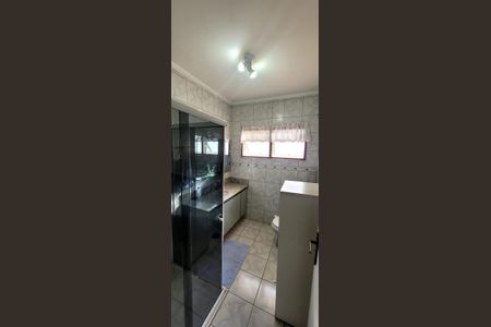 Casa à venda com 200m², 4 quartos e 5 vagasBanheiro