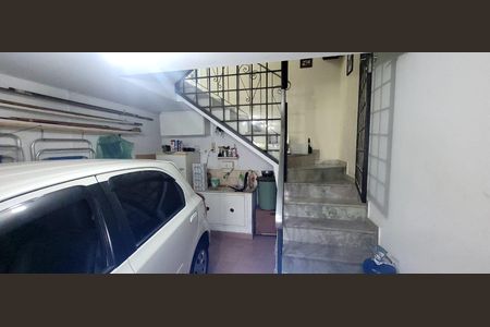 Casa à venda com 200m², 4 quartos e 5 vagasÁrea externa