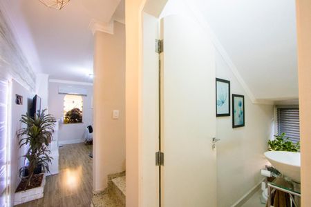 Casa à venda com 200m², 2 quartos e 2 vagasCorredor inferior