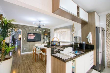 Casa à venda com 200m², 2 quartos e 2 vagasCozinha