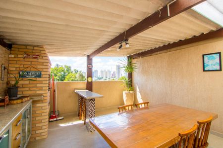 Casa à venda com 200m², 2 quartos e 2 vagasÁrea comum - Churrasqueira